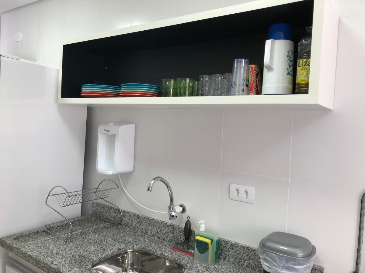 Apto aconchegante, bem localizado, churrasqueira na varanda, serviço de limpeza diária, serviço de praia - Pitangueiras - Guarujá Exterior foto
